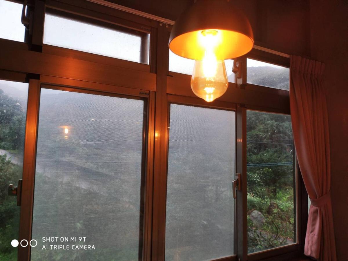 ג'יופן Taipei Jinguashi Cloud Mountain Homestay B&B מראה חיצוני תמונה